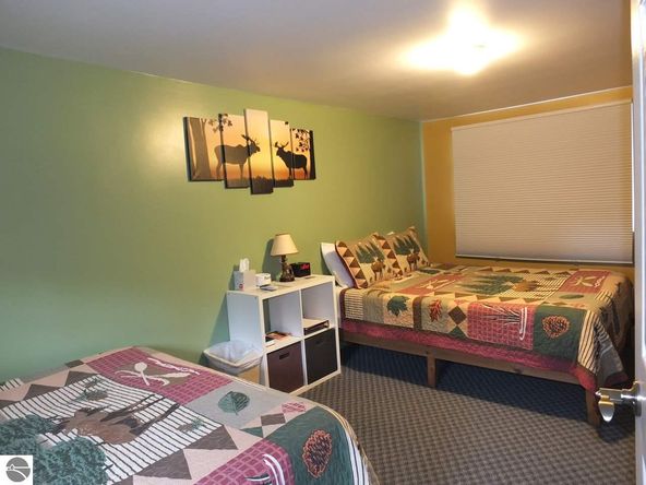 16086 Us Hwy 2, Cooks, MI 49817